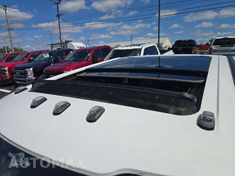 2023 Ford Super Duty F-350 Platinum Crew Cab Medium Bed - miniatura 12
