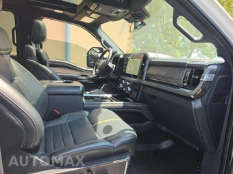 2023 Ford Super Duty F-350 Platinum Crew Cab Medium Bed - miniatura 18