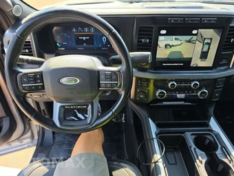 2023 Ford Super Duty F-350 Platinum Crew Cab Medium Bed - miniatura 10