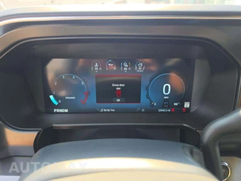 2023 Ford Super Duty F-350 Platinum Crew Cab Medium Bed - miniatura 9