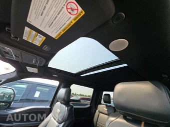 2023 Ford Super Duty F-350 Platinum Crew Cab Medium Bed - miniatura 19