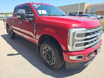 2023 Ford Super Duty F-350 Platinum Crew Cab Medium Bed - miniatura 4