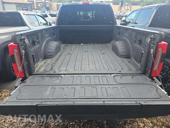 2023 Ford Super Duty F-350 Platinum Crew Cab Medium Bed - miniatura 14