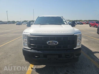2023 Ford Super Duty F-350 XL Crew Cab Long Bed - miniatura 2