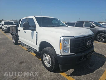 2023 Ford Super Duty F-350 XL Crew Cab Long Bed - miniatura 3
