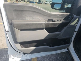 2023 Ford Super Duty F-350 XL Crew Cab Long Bed - miniatura 9