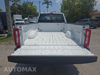 2023 Ford Super Duty F-350 XL Crew Cab Long Bed - miniatura 11
