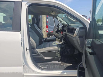 2023 Ford Super Duty F-350 XL Crew Cab Long Bed - miniatura 15