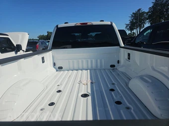 2023 Ford Super Duty F-350 XL Crew Cab Long Bed DRW - miniatura 16