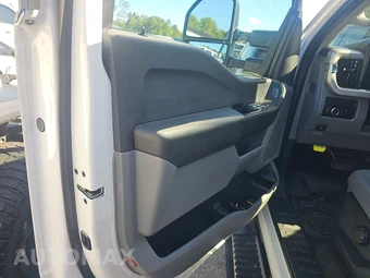 2023 Ford Super Duty F-350 XL Crew Cab Long Bed DRW - miniatura 9