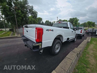 2023 Ford Super Duty F-350 XL Regular Cab Long Bed - miniatura 3