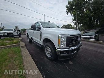 2023 Ford Super Duty F-350 XL Regular Cab Long Bed - miniatura 4