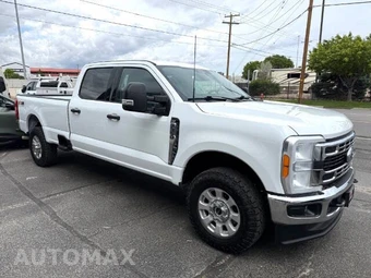 2023 Ford Super Duty F-350 XLT Crew Cab Long Bed - miniatura 13