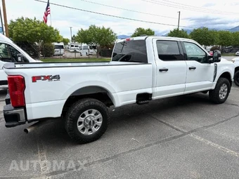 2023 Ford Super Duty F-350 XLT Crew Cab Long Bed - miniatura 16