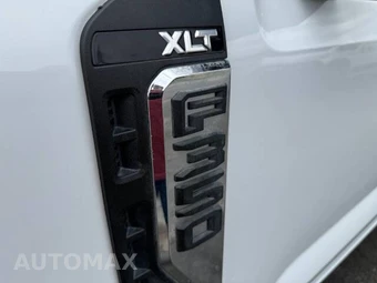 2023 Ford Super Duty F-350 XLT Crew Cab Long Bed - miniatura 24