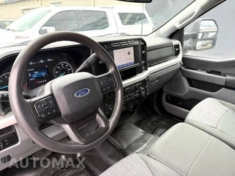 2023 Ford Super Duty F-350 XLT Crew Cab Long Bed - miniatura 39