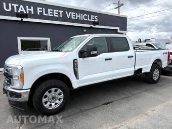 2023 Ford Super Duty F-350 XLT Crew Cab Long Bed - miniatura 5