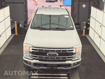 2023 Ford Super Duty F-350 XLT Crew Cab Long Bed - miniatura 2
