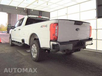 2023 Ford Super Duty F-350 XLT Crew Cab Long Bed - miniatura 6