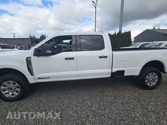 2023 Ford Super Duty F-350 XLT Crew Cab Long Bed - miniatura 3