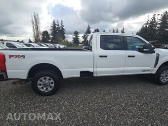 2023 Ford Super Duty F-350 XLT Crew Cab Long Bed - miniatura 5