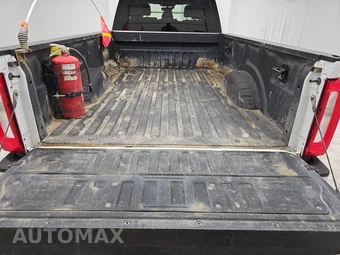 2023 Ford Super Duty F-350 XLT Crew Cab Long Bed - miniatura 16