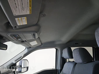 2023 Ford Super Duty F-350 XLT Crew Cab Long Bed - miniatura 17