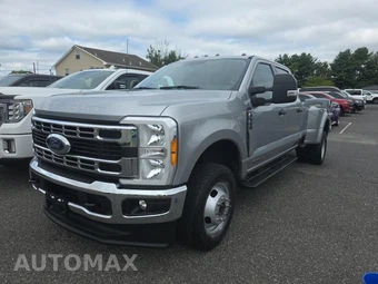 2023 Ford Super Duty F-350 XLT Crew Cab Long Bed DRW