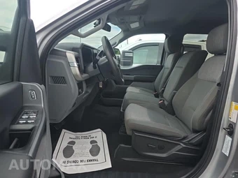 2023 Ford Super Duty F-350 XLT Crew Cab Long Bed DRW - miniatura 13