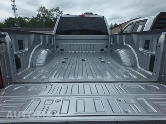 2023 Ford Super Duty F-350 XLT Crew Cab Long Bed DRW - miniatura 19