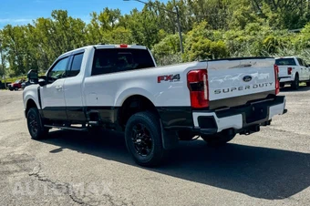 2023 Ford Super Duty F-350 XLT Extended Cab Long Bed w/Rear Doors - miniatura 5