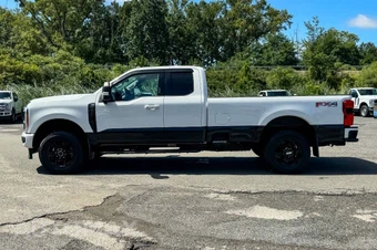 2023 Ford Super Duty F-350 XLT Extended Cab Long Bed w/Rear Doors - miniatura 6