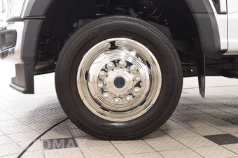 2023 Ford Super Duty F-450 Cab Chassis XL Regular Cab DRW - miniatura 16