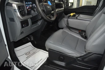2023 Ford Super Duty F-450 Cab Chassis XL Regular Cab DRW - miniatura 20