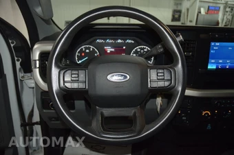 2023 Ford Super Duty F-450 Cab Chassis XL Regular Cab DRW - miniatura 25