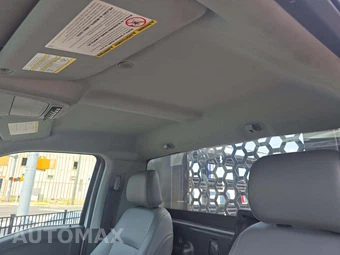 2023 Ford Super Duty F-450 Cab Chassis XL Regular Cab DRW - miniatura 11