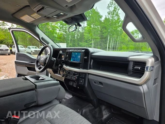 2023 Ford Super Duty F-450 Cab Chassis XL Regular Cab DRW - miniatura 18