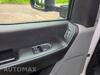 2023 Ford Super Duty F-450 Cab Chassis XL Regular Cab DRW - miniatura 20