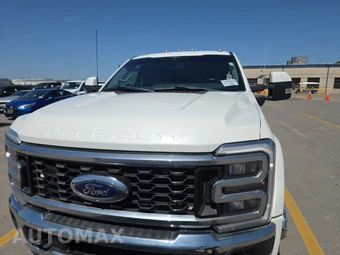 2023 Ford Super Duty F-450 LARIAT Crew Cab Long Bed DRW - miniatura 2