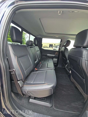 2023 Ford Super Duty F-450 LARIAT Crew Cab Long Bed DRW - miniatura 13