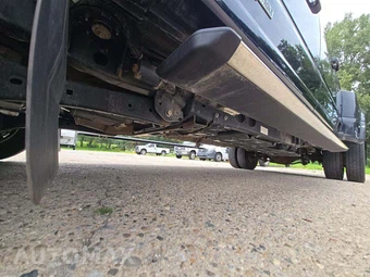 2023 Ford Super Duty F-450 LARIAT Crew Cab Long Bed DRW - miniatura 4