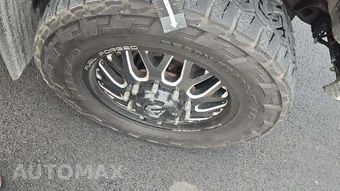 2023 Ford Super Duty F-450 LARIAT Crew Cab Long Bed DRW - miniatura 25
