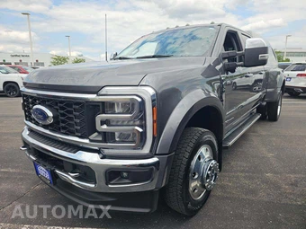 2023 Ford Super Duty F-450 LARIAT Crew Cab Long Bed DRW