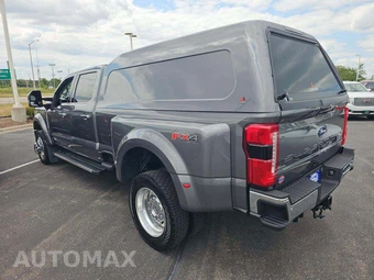 2023 Ford Super Duty F-450 LARIAT Crew Cab Long Bed DRW - miniatura 2