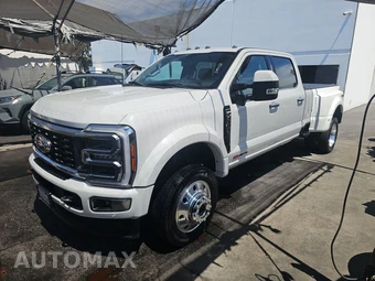 2023 Ford Super Duty F-450 Limited Crew Cab Long Bed DRW