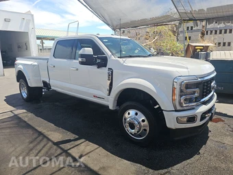 2023 Ford Super Duty F-450 Limited Crew Cab Long Bed DRW - miniatura 3