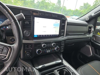 2023 Ford Super Duty F-450 Platinum Crew Cab Long Bed DRW - miniatura 10