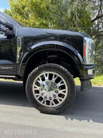 2023 Ford Super Duty F-450 Platinum Crew Cab Long Bed DRW - miniatura 2