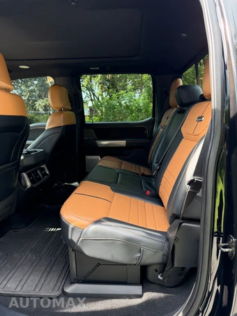 2023 Ford Super Duty F-450 Platinum Crew Cab Long Bed DRW - miniatura 22