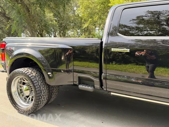 2023 Ford Super Duty F-450 Platinum Crew Cab Long Bed DRW - miniatura 4